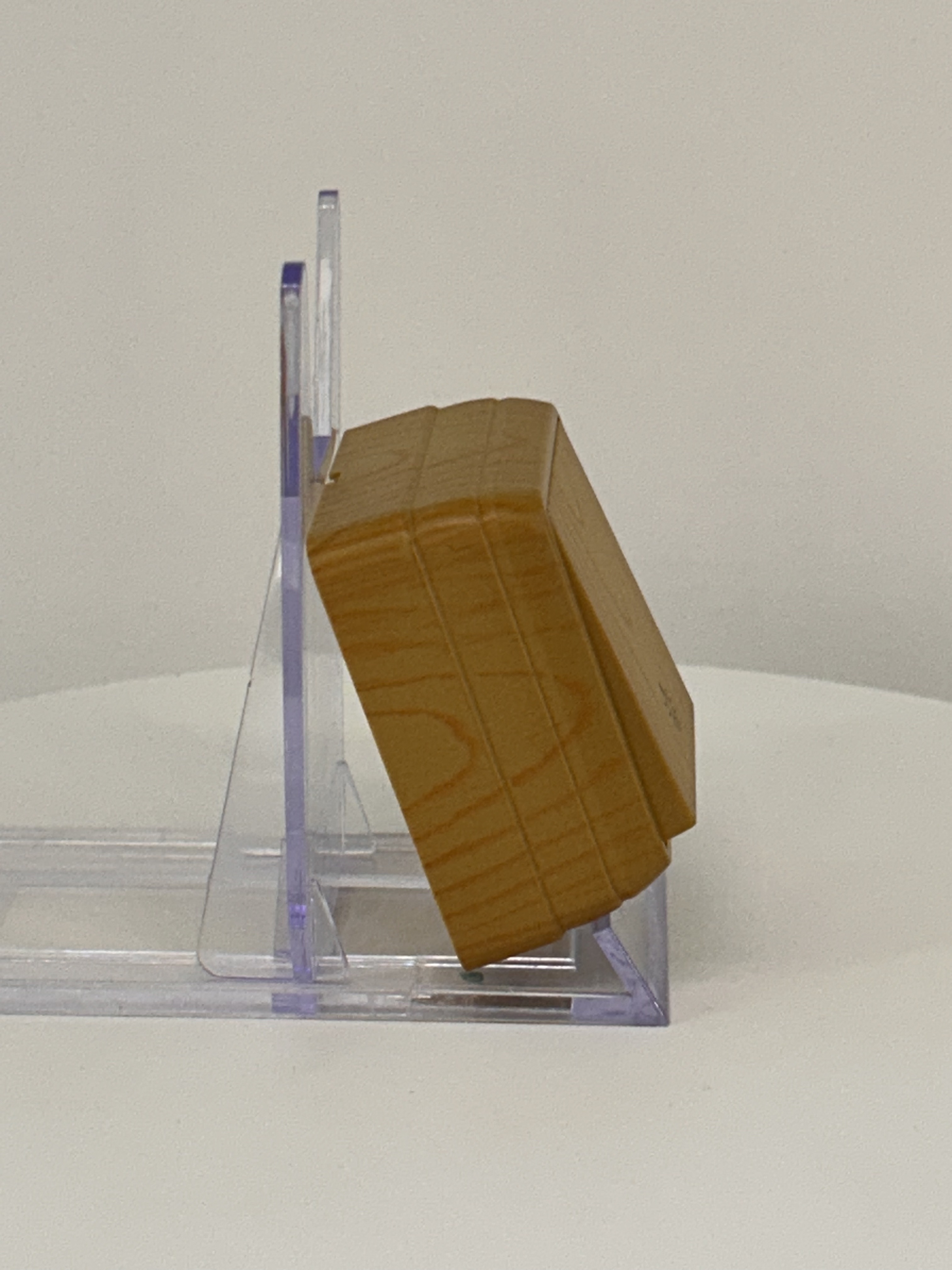 Taster Eiche Holz Optik IP20 Aufputz Schalter - BRON Taster Eiche Holz Optik IP20 Aufputz Schalter - BRON
