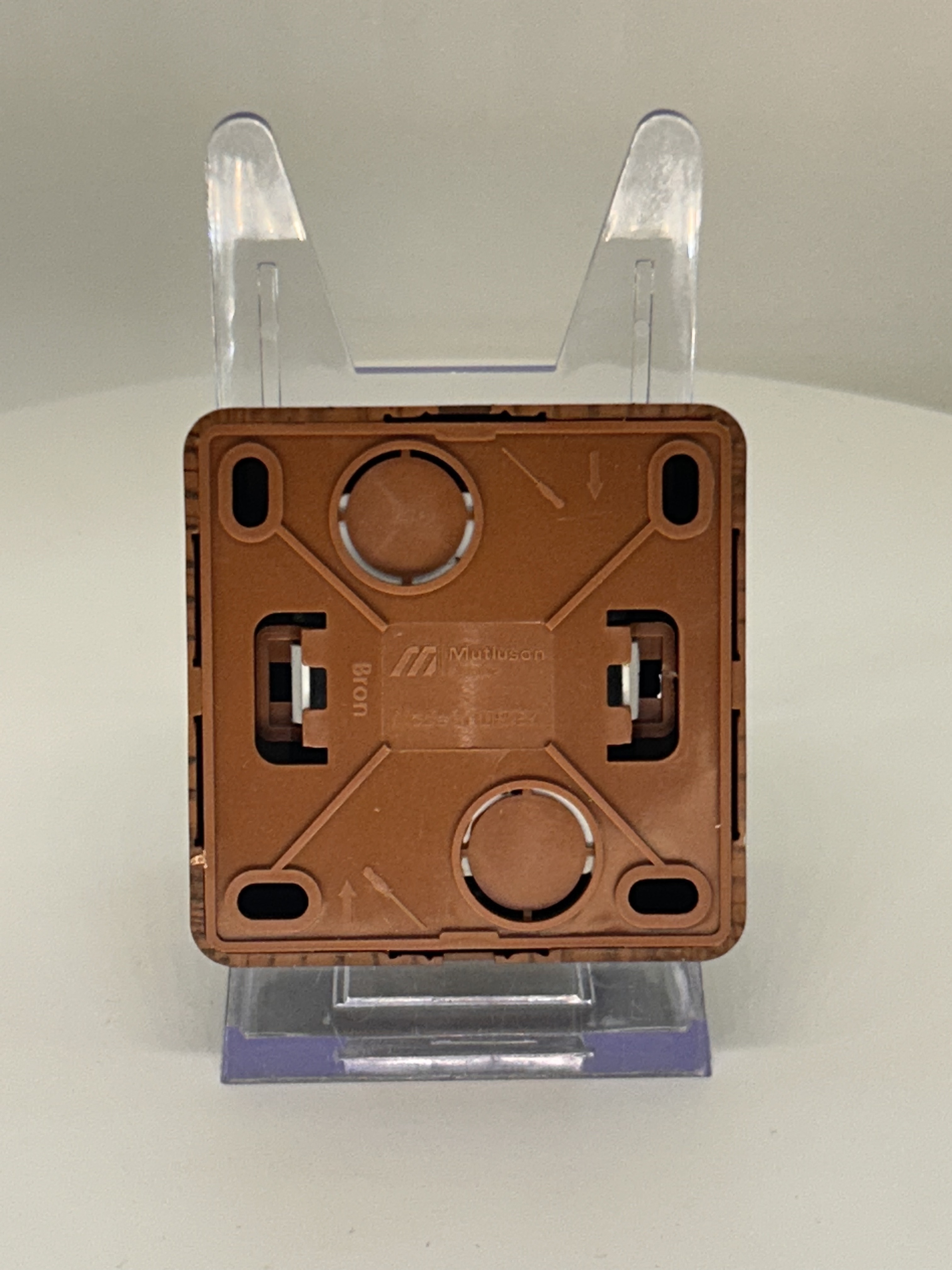 Schalter mit Kontrollleuchte/ Kontrollschalter  Walnuss Holzoptik, IP20 -BRON Serie