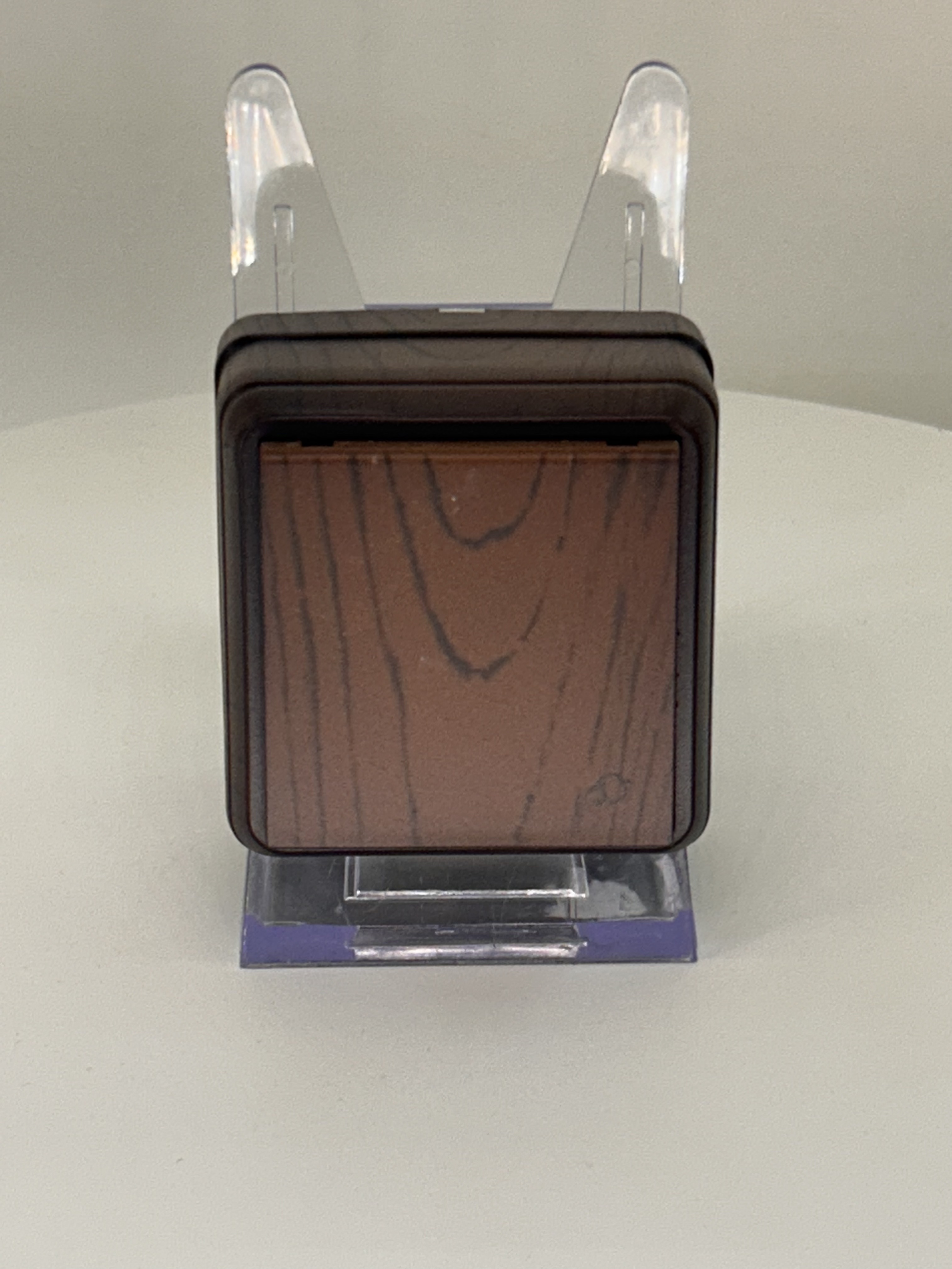 Steckdose mit Klappdeckel Walnuss Holzoptik IP20 Aufputz - BRON